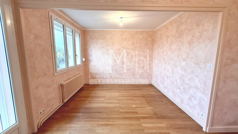 Appartement-T4-7741m2-2-chambres-3