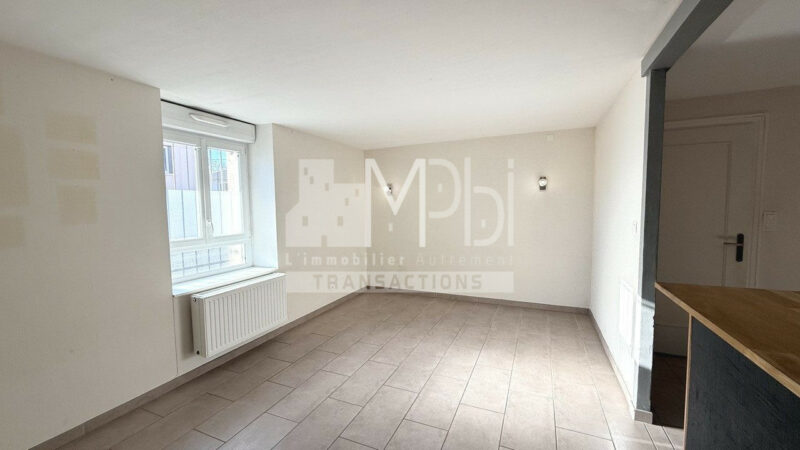 Maison-Bourg-en-Bresse-6-pieces-141-m2-3