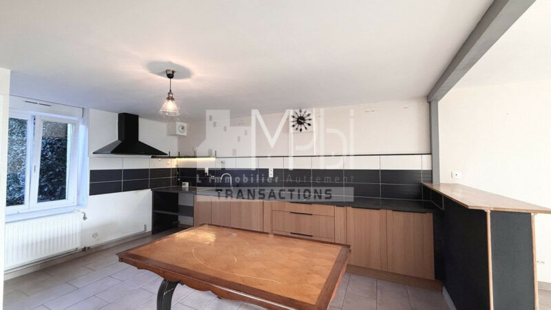 Maison-Bourg-en-Bresse-6-pieces-141-m2-6