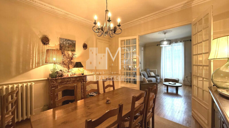 Quartier-gare-Maison-de-caractere-avec-jardin-a-renover-3