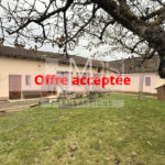 Ceyzeriat-Maison-avec-jardin-cour-et-garage