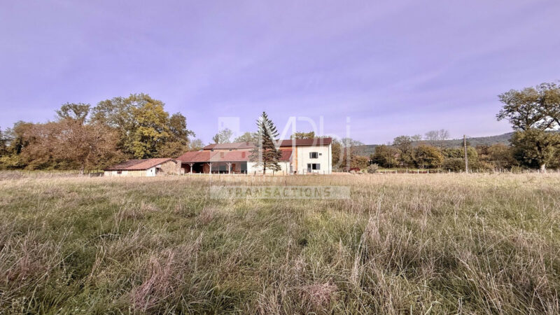 Propriete-Ancien-Moulin-Renove-a-Villereversure