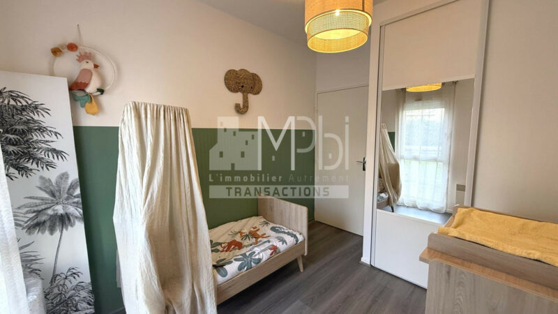 Appartement-en-rez-de-jardin-6827m2-Bourg-En-Bresse-8