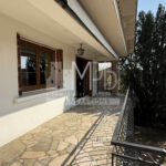 Maison-familiale-129-m²-avec-grand-terrain-et-double-garage-–-Peronnas-8