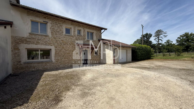 Maison-Ceyzeriat-105m2-5-pieces