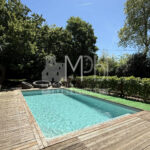 Villa-contemporaine-221-m²-avec-piscine-et-appartement-independant-1