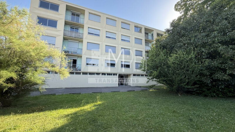 Appartement-T3-de-6488-m²-entierement-refait-1