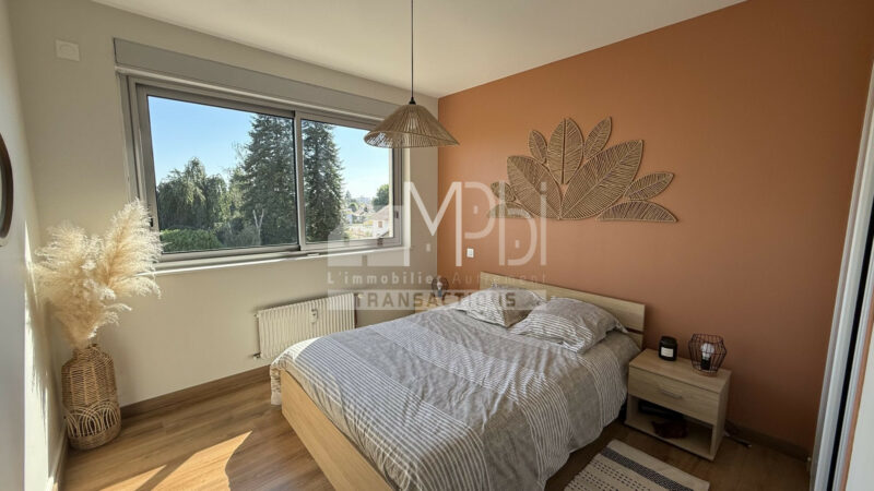 Appartement-T3-de-6488-m²-entierement-refait-10