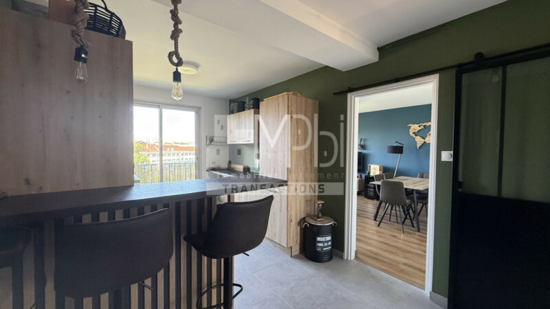 Appartement-T3-de-6488-m²-entierement-refait-3
