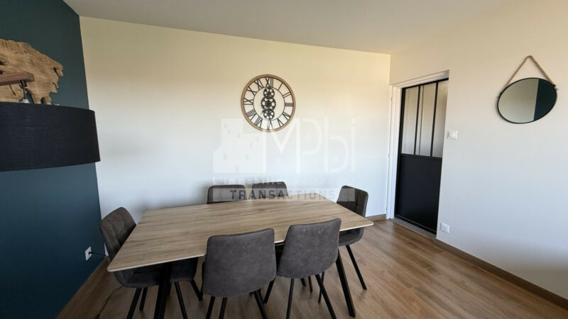 Appartement-T3-de-6488-m²-entierement-refait-6