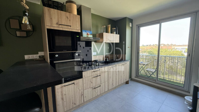 Appartement-T3-de-6488-m²-entierement-refait-7