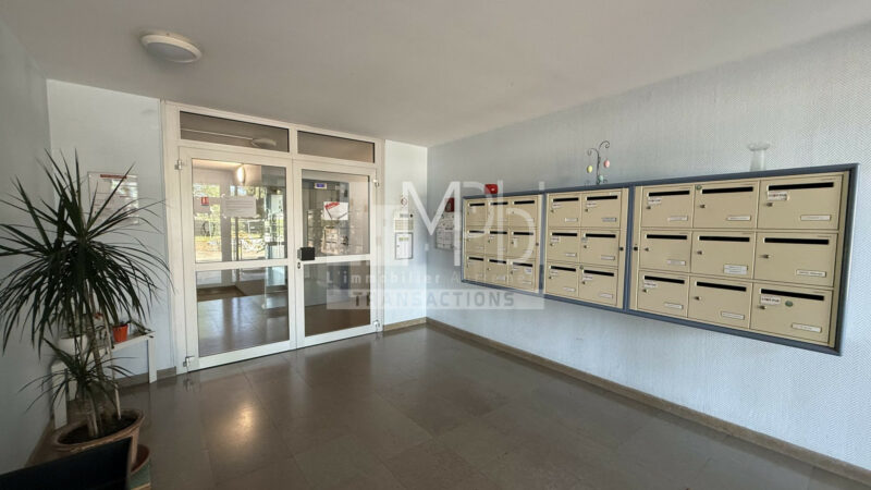 Appartement-T4-de-9256-m²-–-Vendu-loue-11