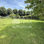 Terrain-a-batir-viabilise-de-692-m²-Bourg-En-Bresse-1