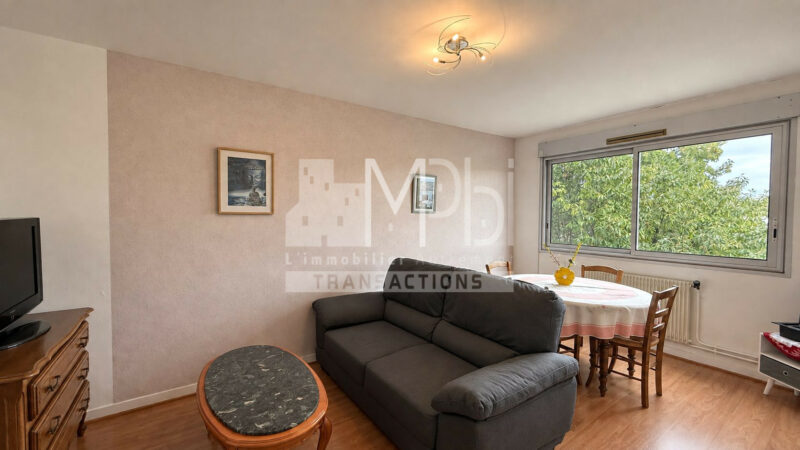 Appartement-T2-de-4472-m²-avec-garage-et-cave-–-Peronnas-5