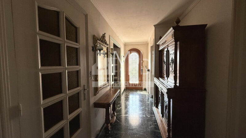 Maison-129-m²-avec-grand-terrain-et-double-garage-10