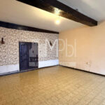 Appartement-a-renover-Surface-de-11550m2-2
