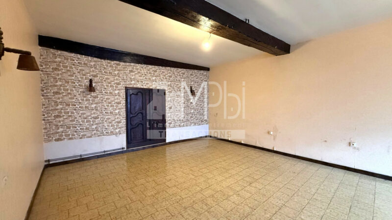 Appartement-a-renover-Surface-de-11550m2-2