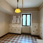 Appartement-a-renover-Surface-de-11550m2-4