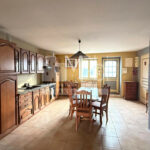 Maison-de-village-a-Montrevel-166m2-4-chambres-4